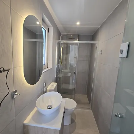 Divine Apartman *